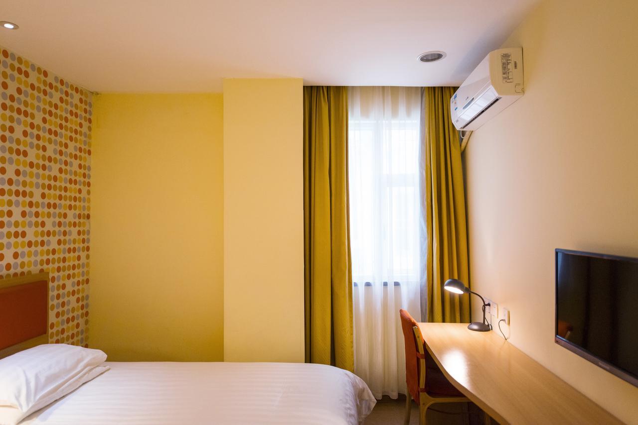 Home Inn Shanghai Century Park Kültér fotó