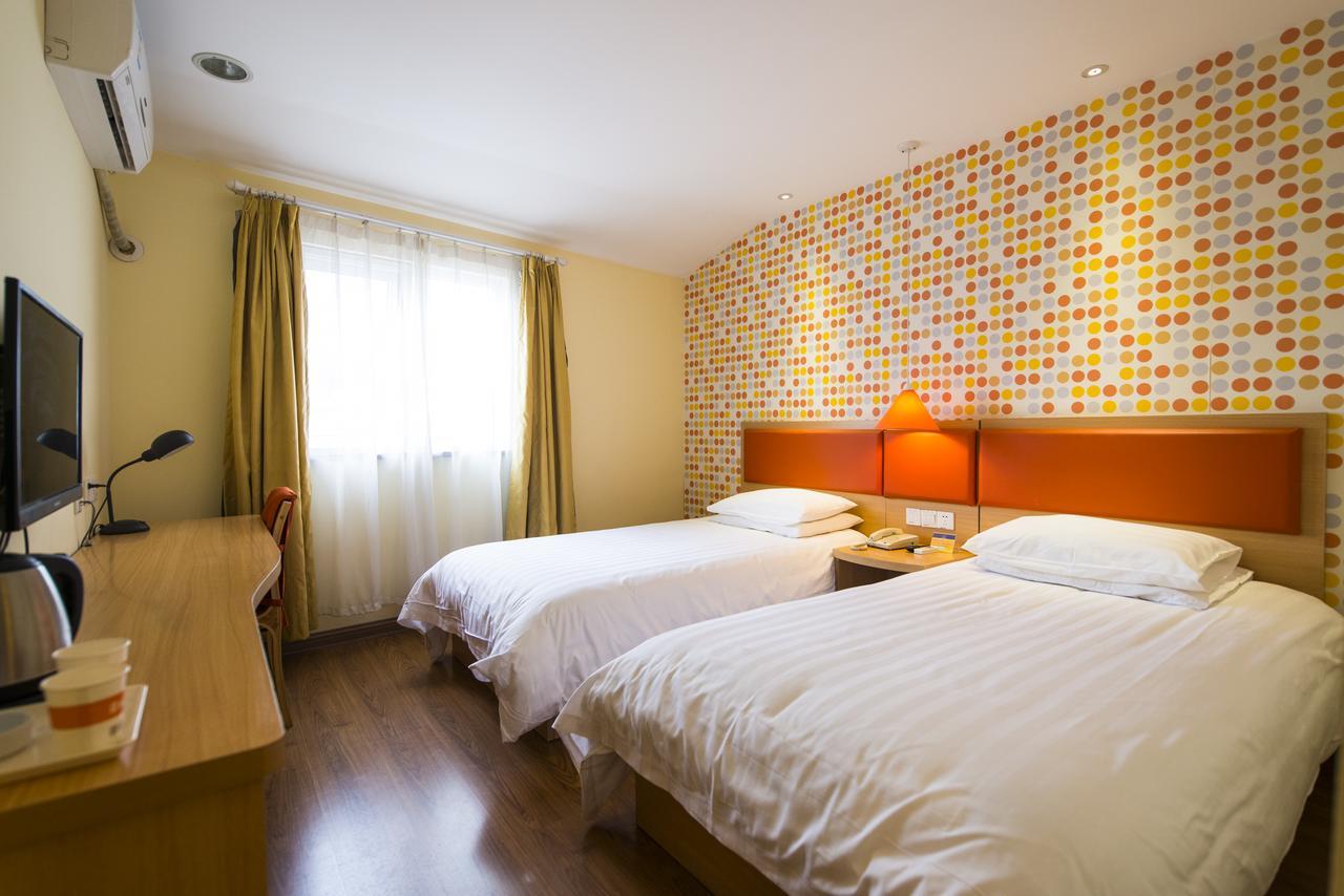 Home Inn Shanghai Century Park Kültér fotó